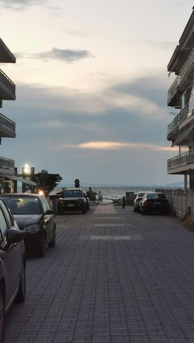 Apartment With 3 Rooms Just 1 Min From The Beach And Free Public Parking Peraia (Thessaloniki) Exterior foto